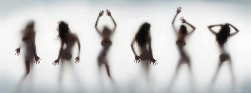 Adriana Lima facebook kapak fotoğrafı