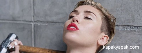 Miley Cyrus facebook kapak fotoğrafı